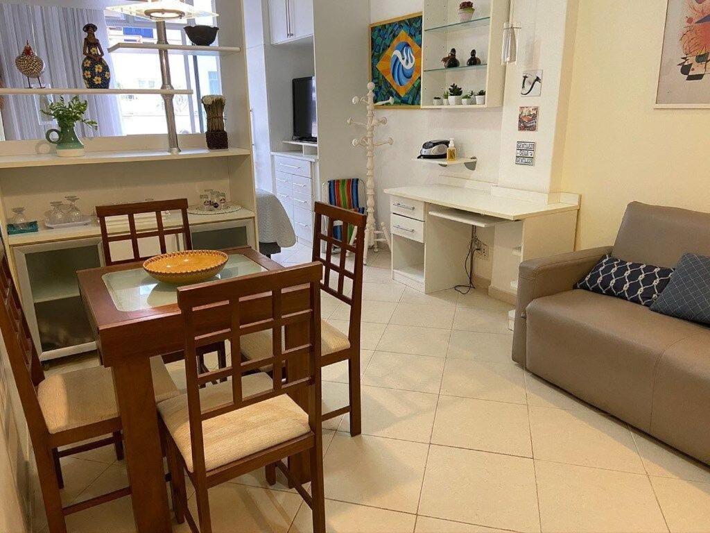 Studio_copacabana: Varandinha Com Vista Lateral Mar Apartamento Rio de Janeiro